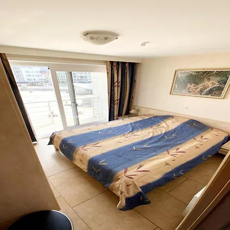 Apartment Charming In